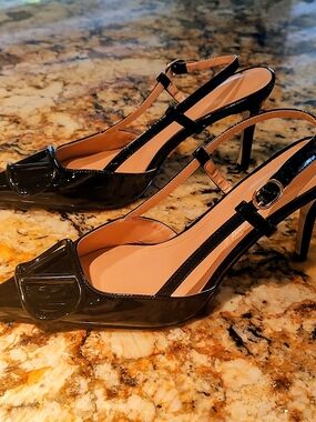 Women's Black Patent Slingback Heels. 7.5
